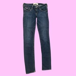3L Hollister Straight Leg Jean